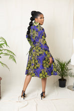 Laden Sie das Bild in den Galerie-Viewer, Remi Midi African Print Dress